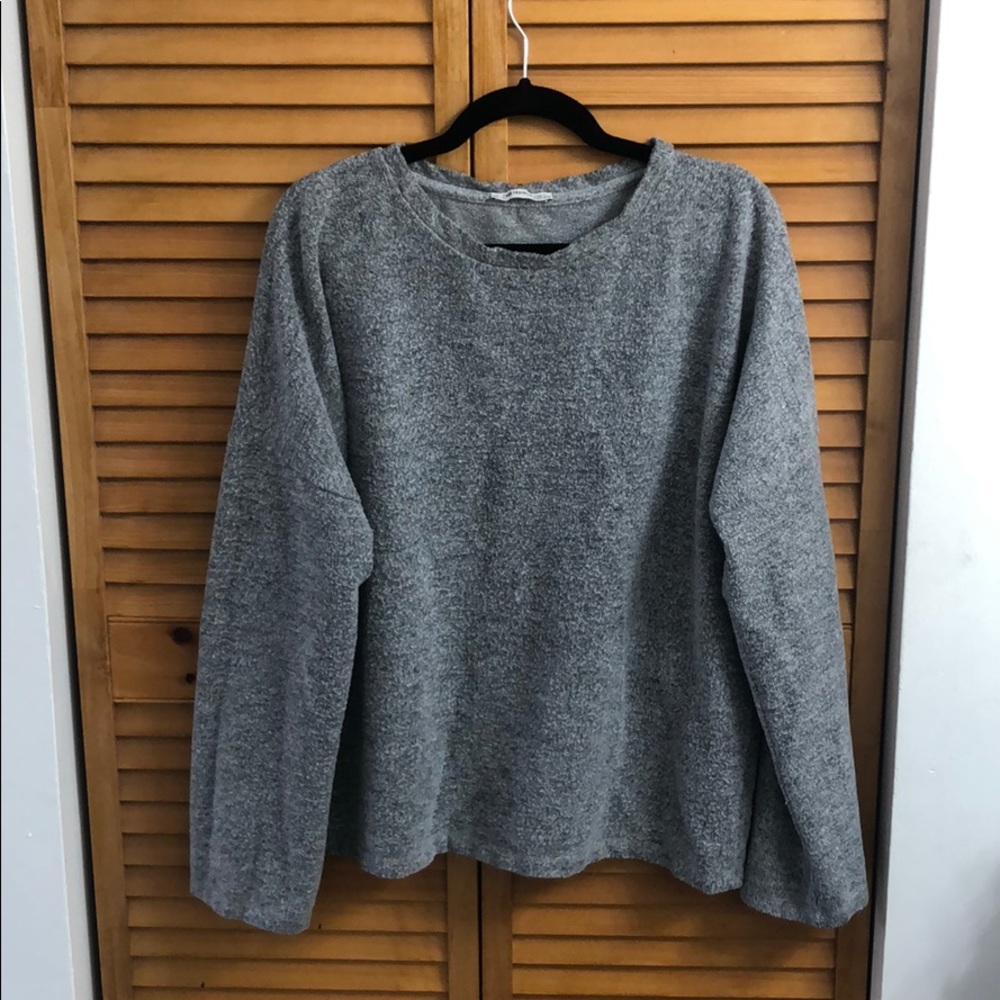 Zara Oversized Grey Sweatshirt w/ Wide Sle…